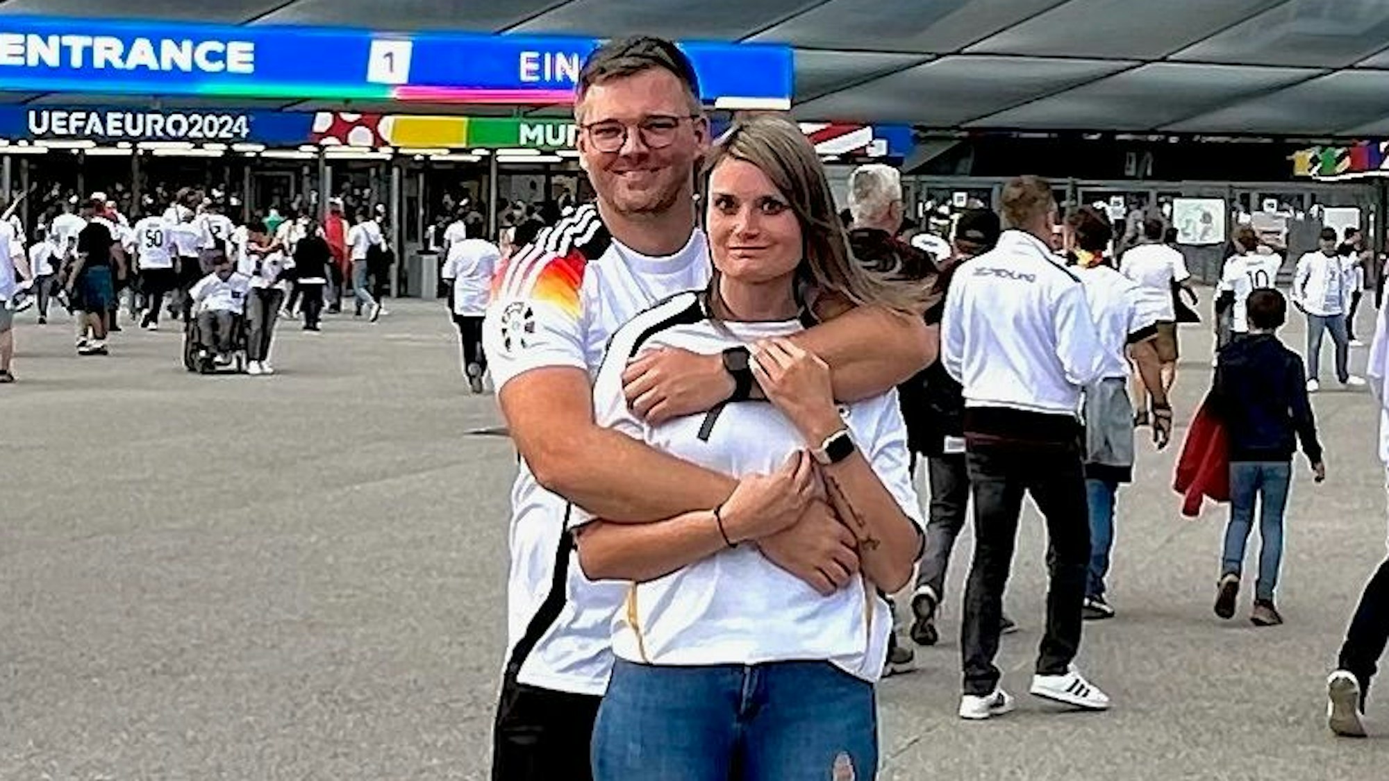 Die Hotelpreise in der bayrischen Metropole ließen das junge Paar aus Waldbröl dann doch kräftig schlucken.