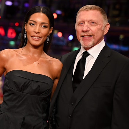 Boris Becker und uns seine künftige Ehefrau Lilian de Carvalho Monteiro stehen bei der Berlinale auf dem roten Teppich zum Film «Disco Boy».