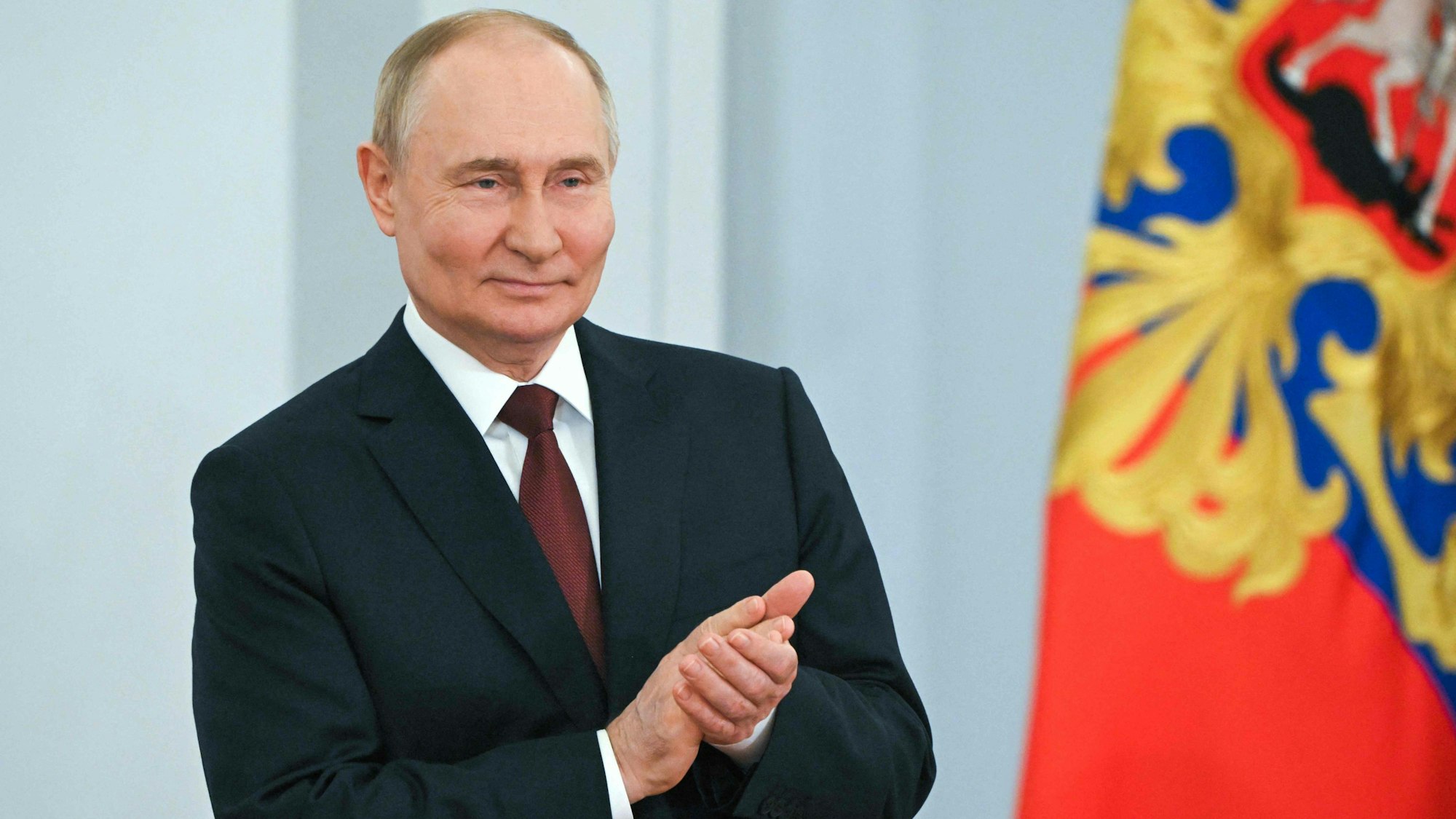 Kremlchef Wladimir Putin: Zwei zentrale Behauptungen des russischen Präsidenten haben keinerlei Substanz, werden aber dennoch weiterverbreitet.