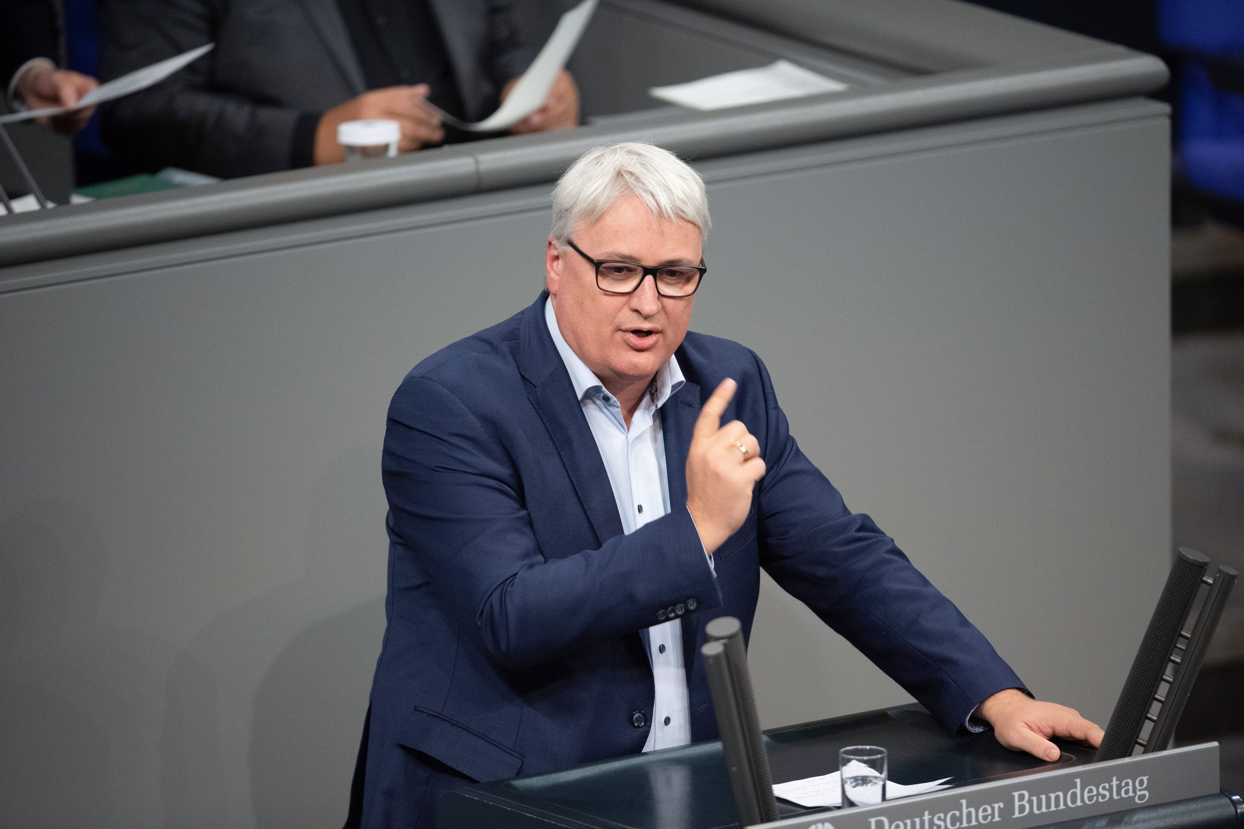 SPD-Fraktionsvize Sönke Rix (SPD) spricht in der Plenarsitzung im Deutschen Bundestag. (Archivbild)