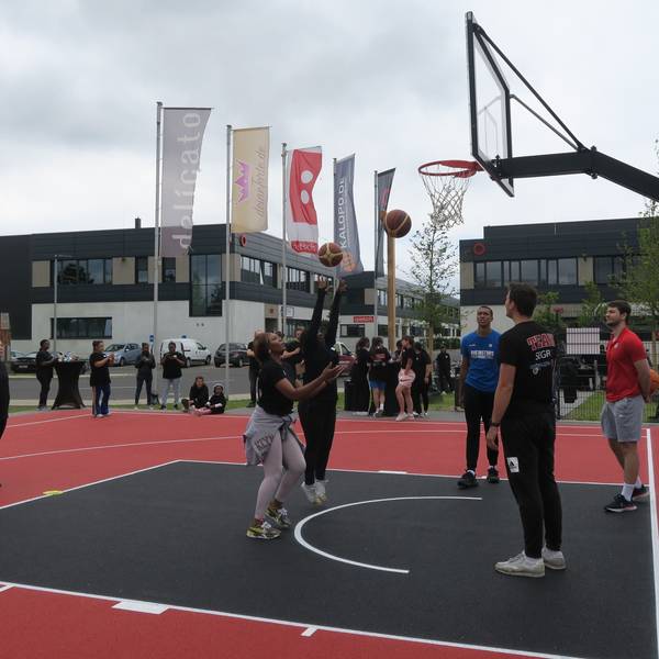 In Bickendorf gibt es einen neuen Streetball-Platz.