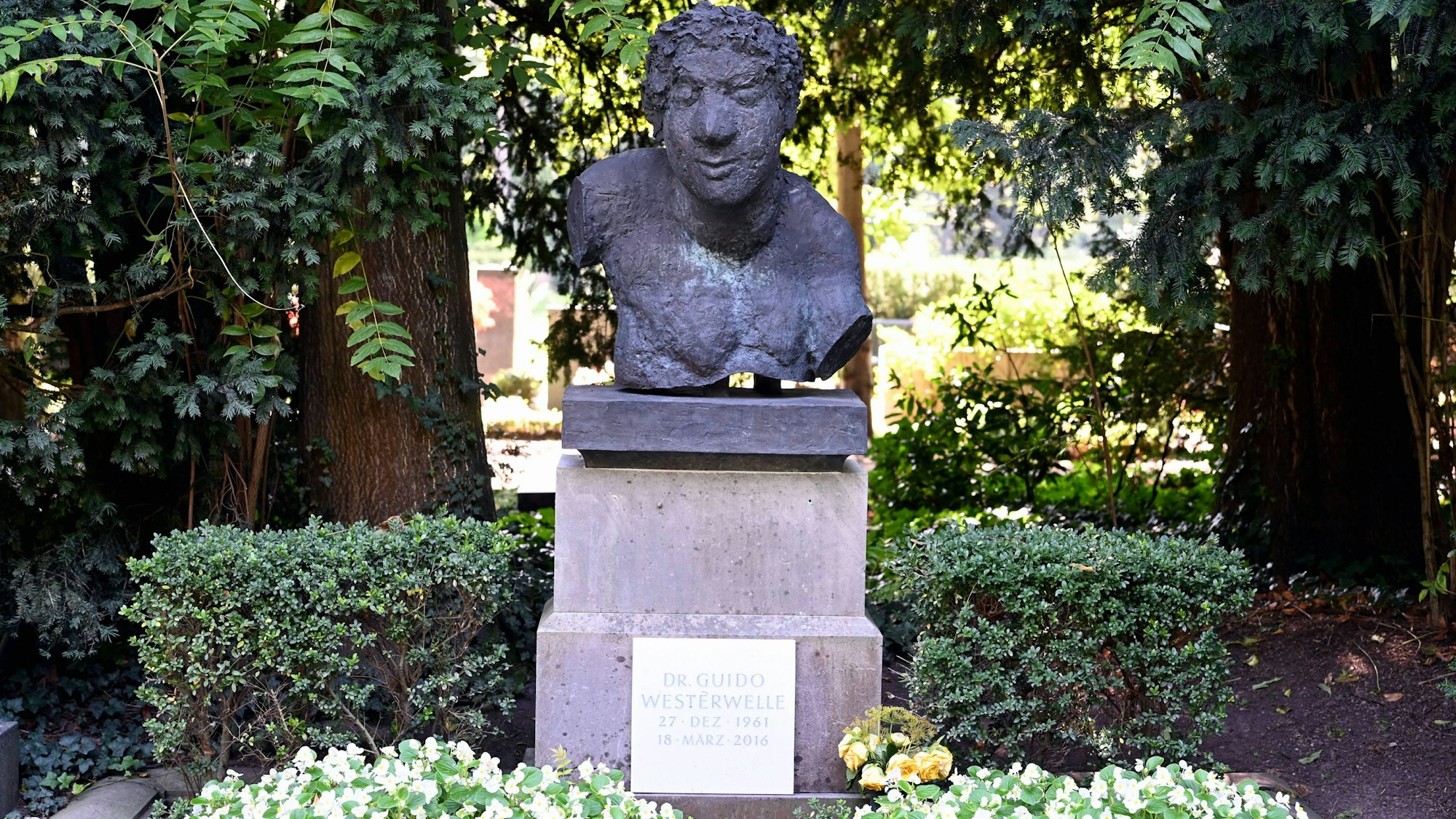 Die Grabstätte des Politikers Guido Westerwelle.