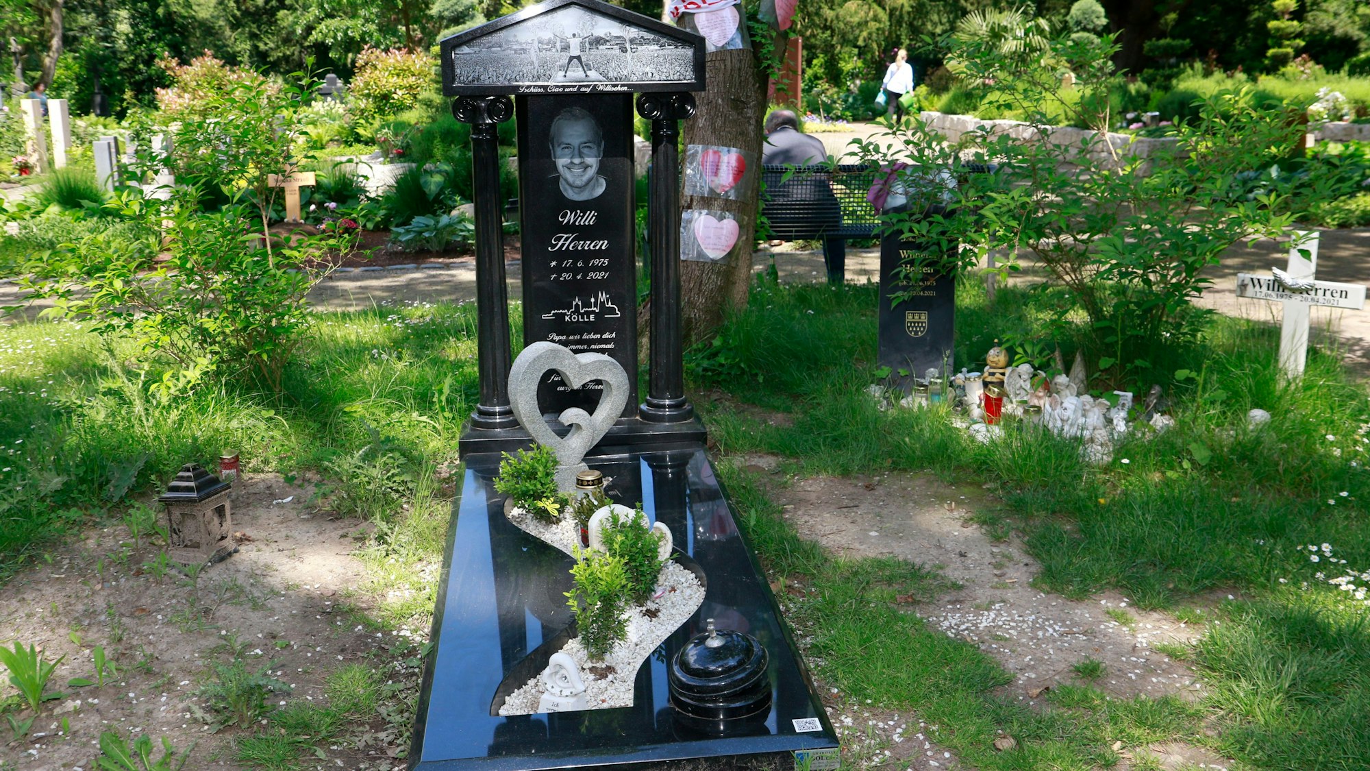 Das Grab von Willi Herren.