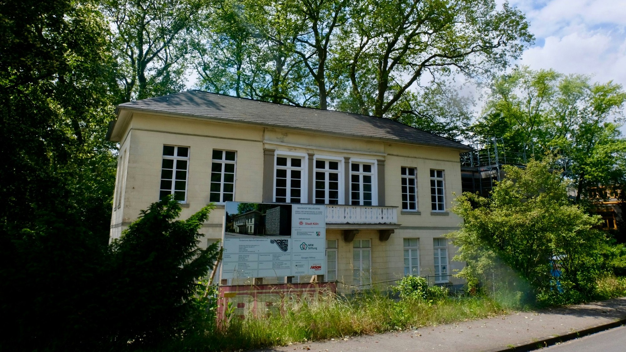 Der Bahnhof Belvedere an der Belvederestraße wird derzeit saniert.