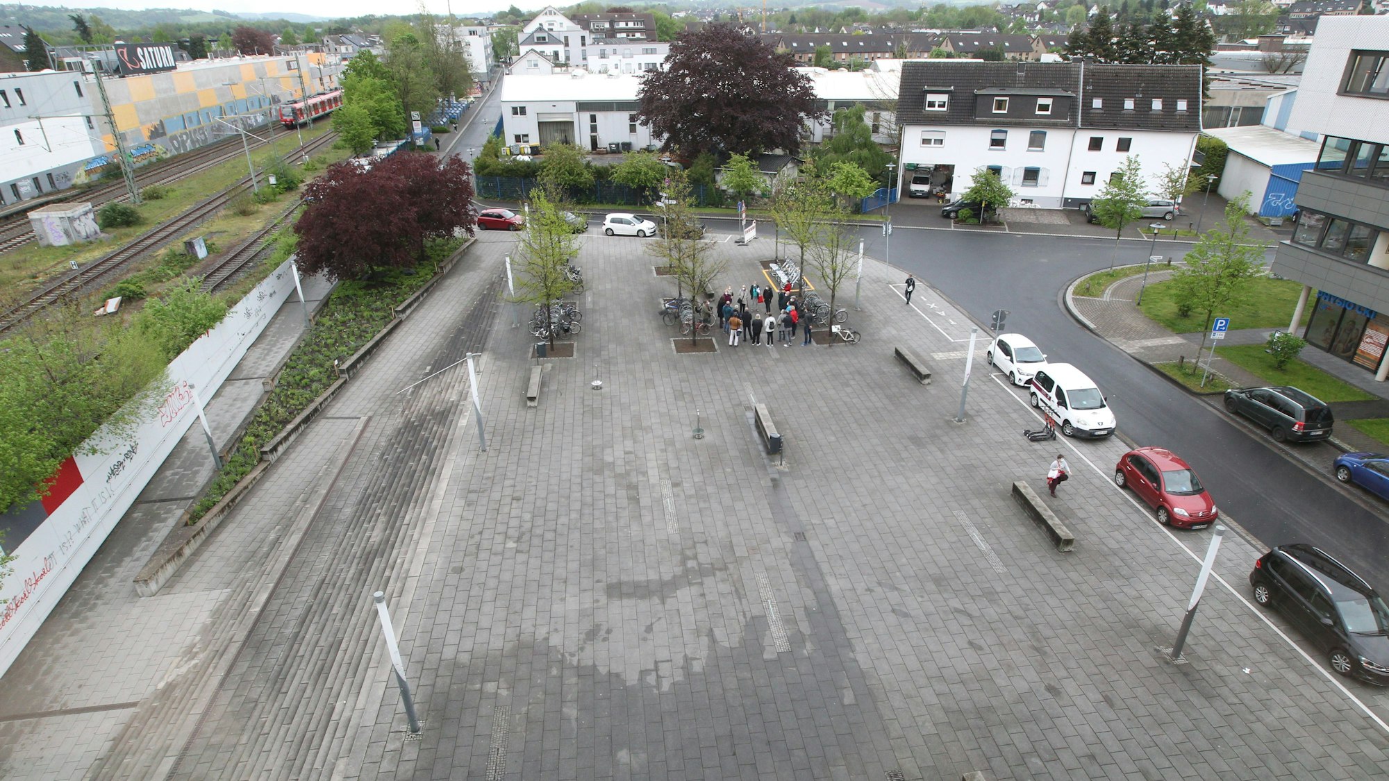 Der Hennefer Place-le-Pecq, wo die Radstation gebaut werden soll, aus der Vogelperspektive.