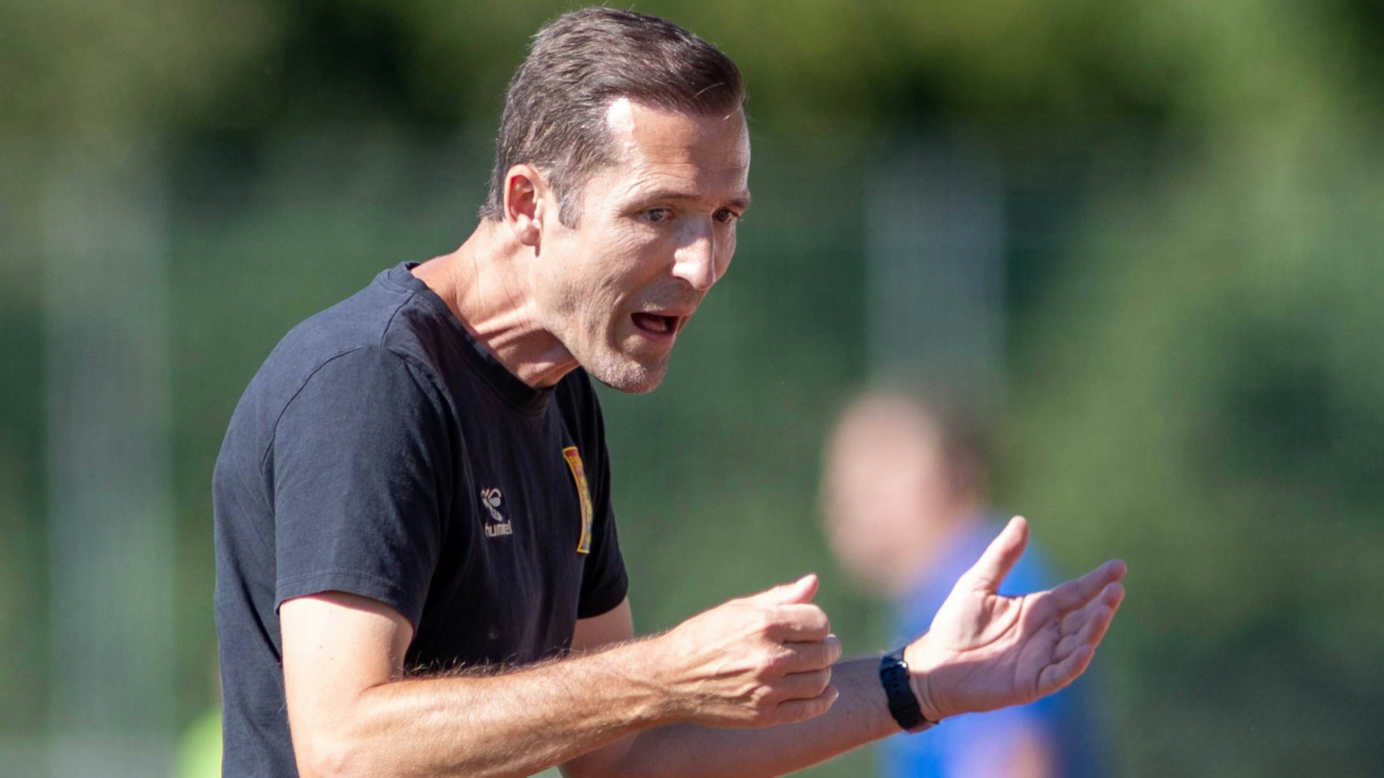 SOCCER - OEFB Cup, Purgstall vs Admira PURGSTALL,AUSTRIA,17.JUL.22 - SOCCER - UNIQA OEFB Cup, SV Purgstall vs FC Admira Wacker Moedling. Image shows head coach Roberto Paetzold Admira. PUBLICATIONxNOTxINxAUTxSUIxSWE GEPAxpictures/xManuelxBinder