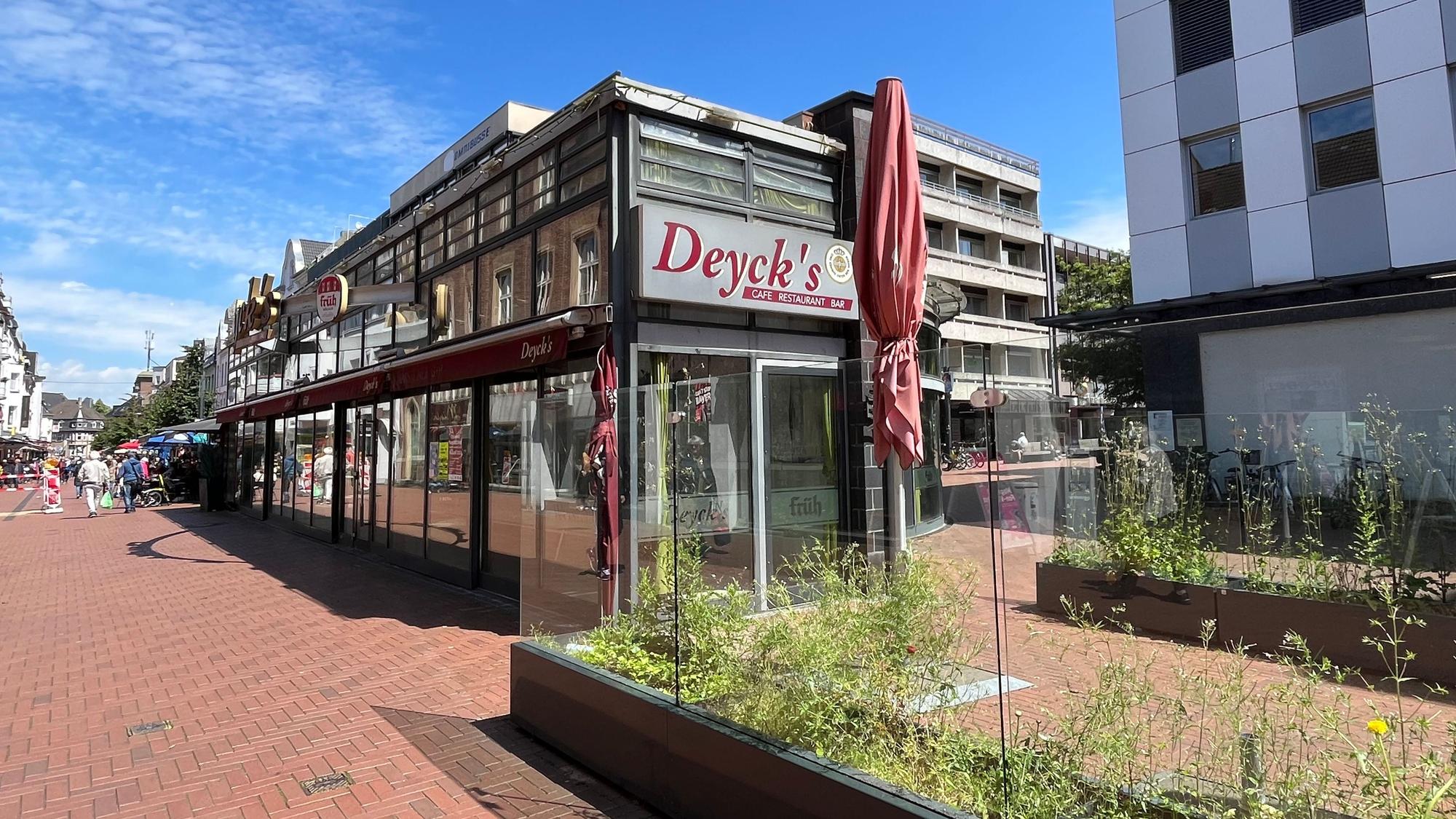 Ein leerstehendes Café in Opladen