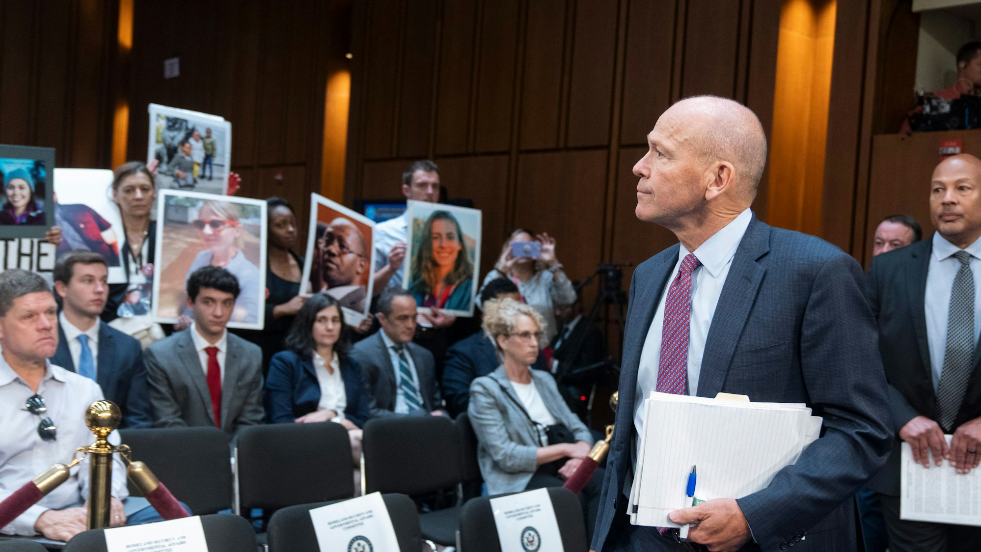 Boeing-CEO Dave Calhoun hat vor dem Untersuchungsausschuss des Senats für Innere Sicherheit und Regierungsangelegenheiten ausgesagt.
