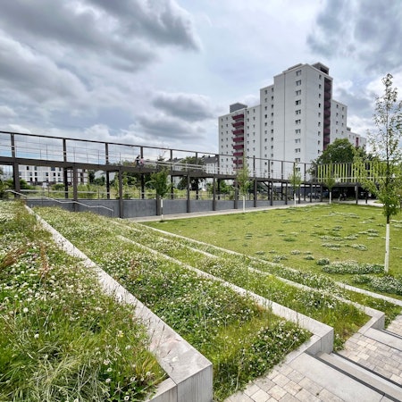 Brückenpark Opladen.