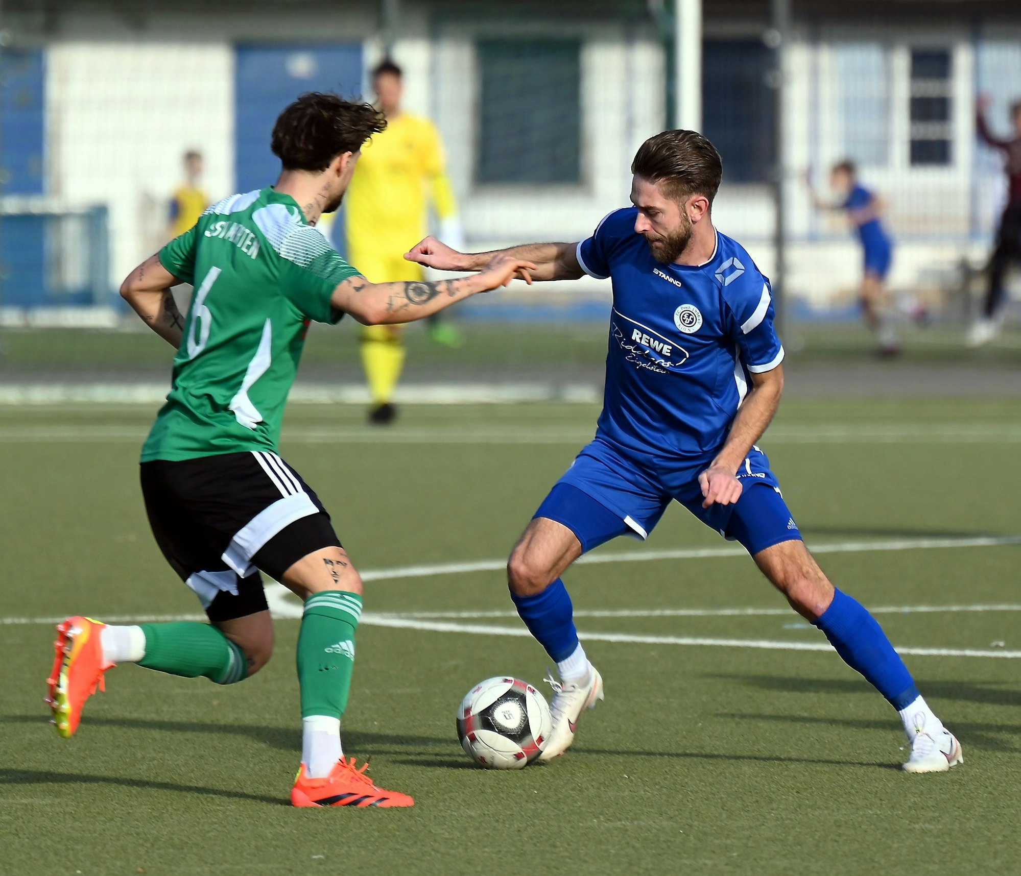 03.03.2024, Fussball-FC Pesch-Merten
rechts: Marcel Dawidowski (Pesch)
Foto: Uli Herhaus
