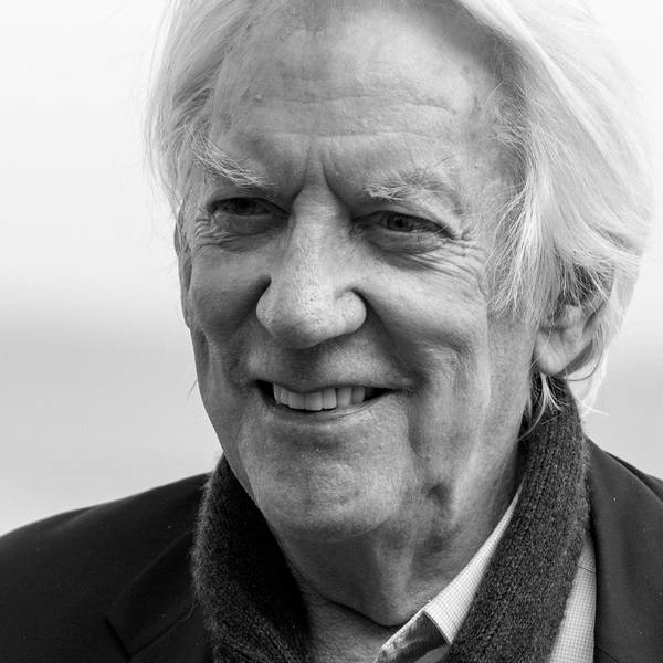 26.09.2019, Spanien, Madrid: Donald Sutherland, Schauspieler aus Kanada, lässt sich am Rande des Filmfestivals San Sebastián fotografieren. Der kanadische Schauspieler Donald Sutherland ist tot.