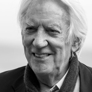 26.09.2019, Spanien, Madrid: Donald Sutherland, Schauspieler aus Kanada, lässt sich am Rande des Filmfestivals San Sebastián fotografieren. Der kanadische Schauspieler Donald Sutherland ist tot.
