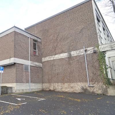 Die Beigeordnete Bianca Lorenz bekam kurzfristig die Verantwortung für das Hallenbad in Rösrath übertragen. Das sorgt für Misstöne zwischen ihr und Bürgermeisterin Bondina Schulze (Grüne).