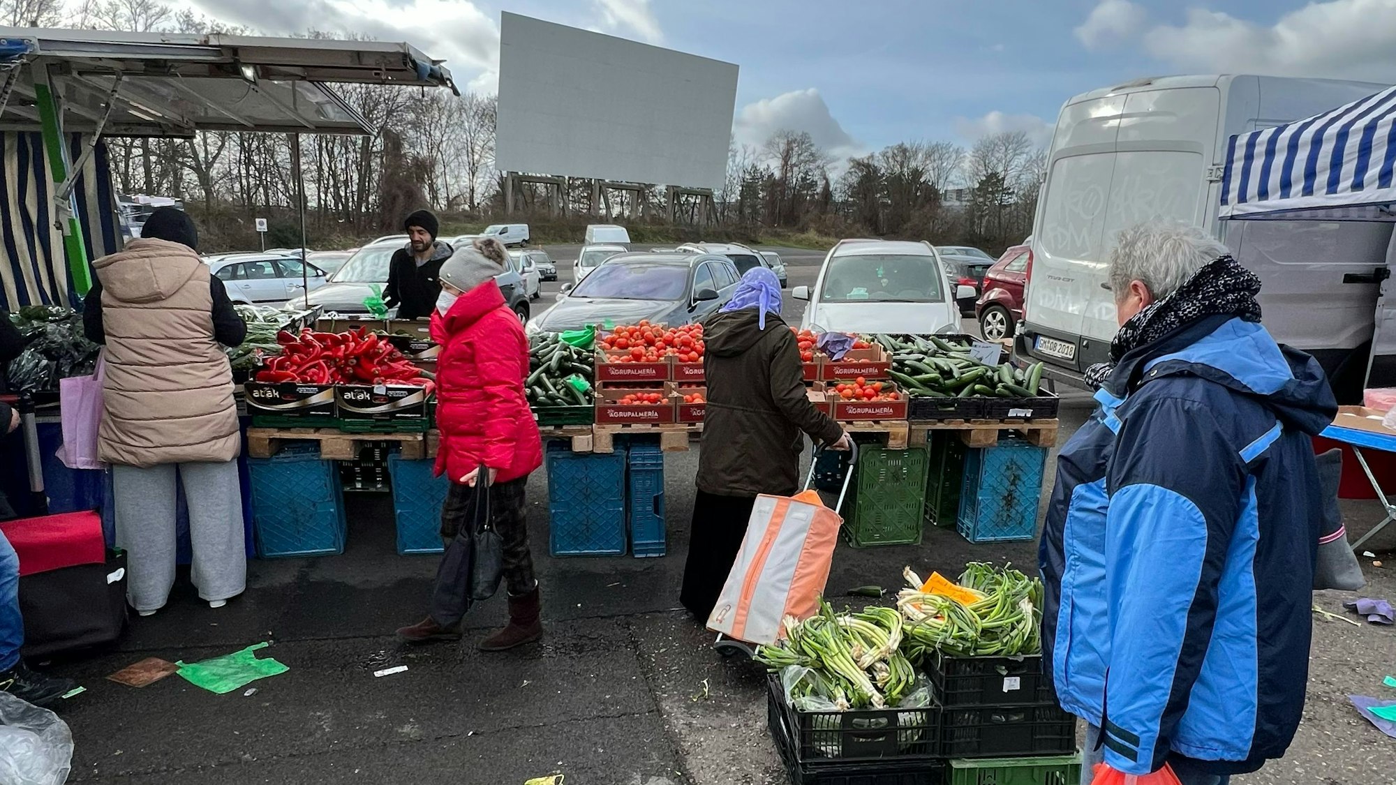 Ein Markt auf dem Gelände des Autokinos