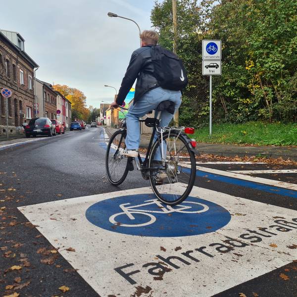 Eine Fahrradstraße in Bedburg.