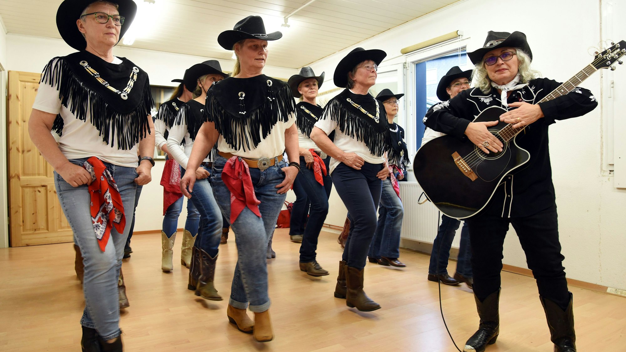 Probe der Stable Stompers und den Country-Musikern der Blazing Cowboys in Lindlar.