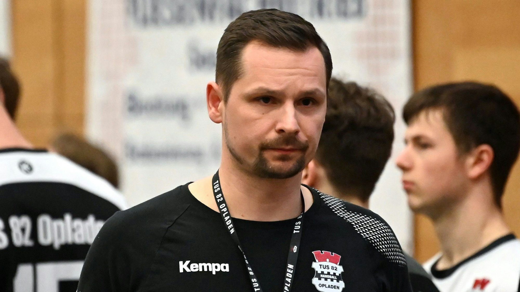 12.04.2024, Handball-Longericher SC - TuS Opladen
Stefan Scharfenberg (Opladen)
Foto: Uli Herhaus