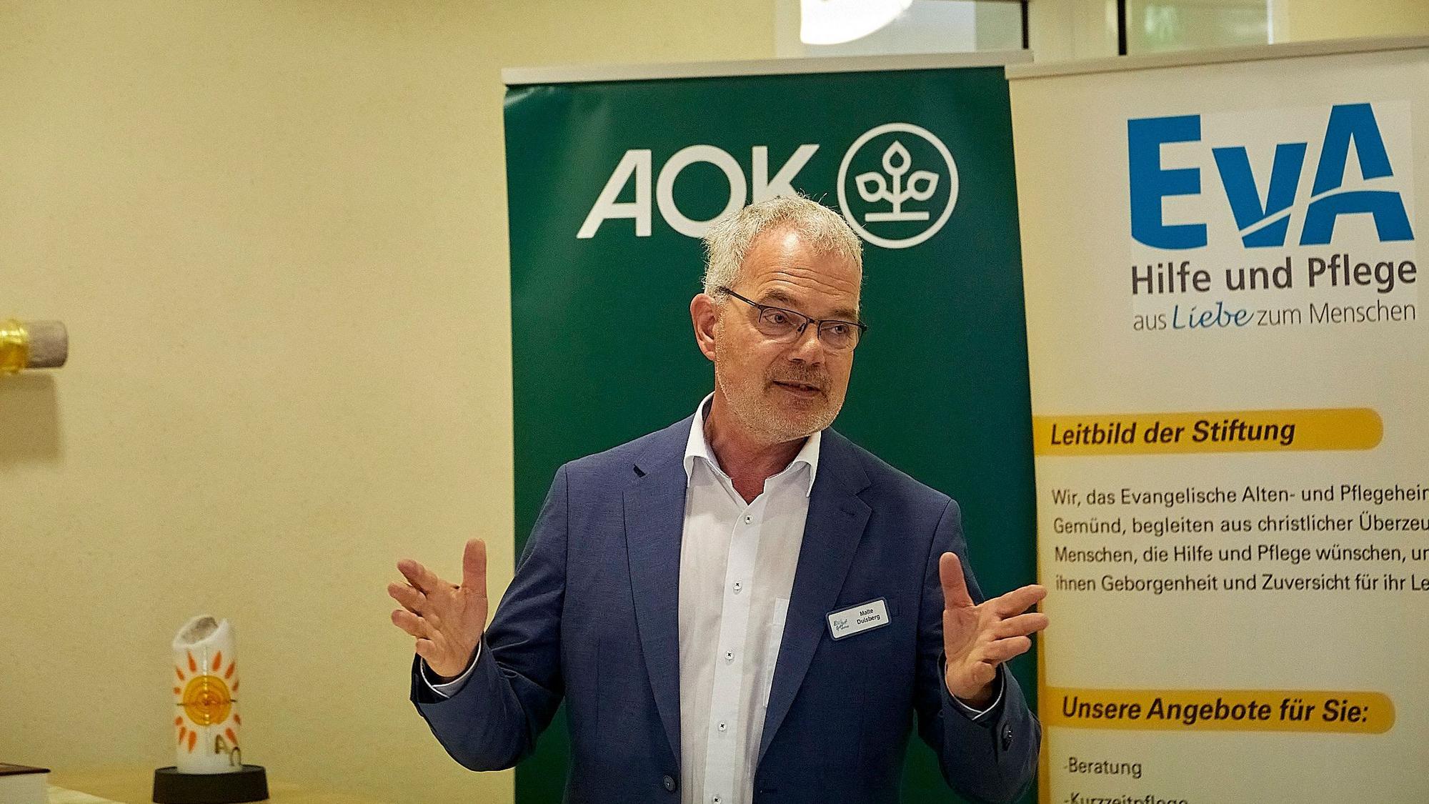 Malte Duisberg bei einem Vortrag.