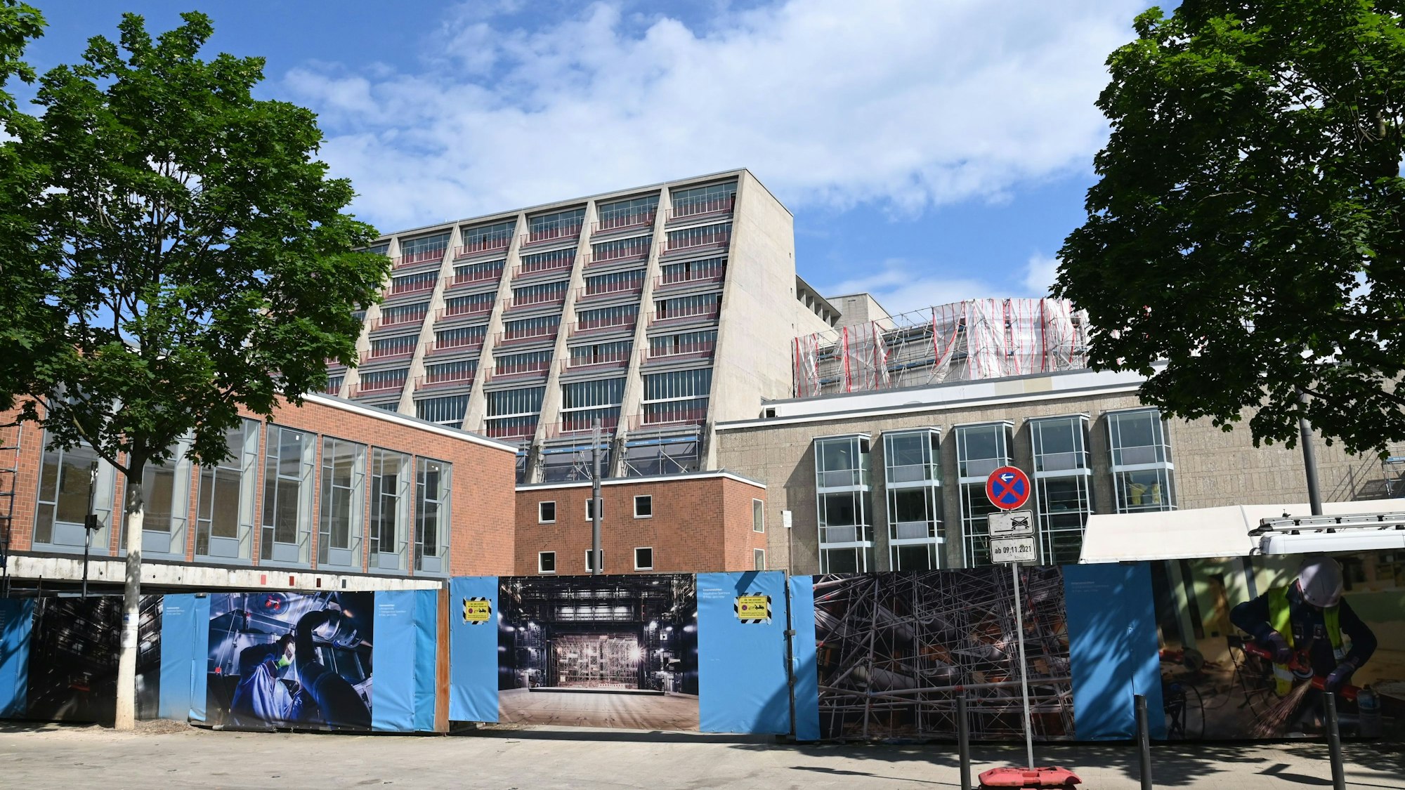 Die Baustelle von Schauspielhaus und Oper am Offenbachplatz.