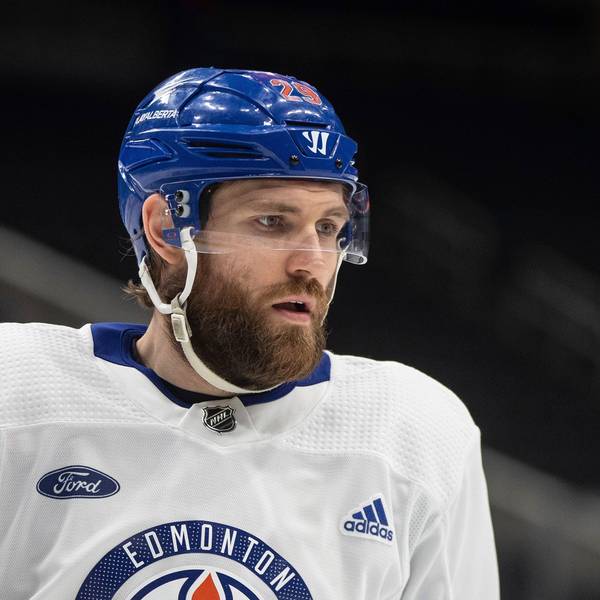 Leon Draisaitl nichts mehr im Tank um die 1:2-Niederlage abzuwenden.