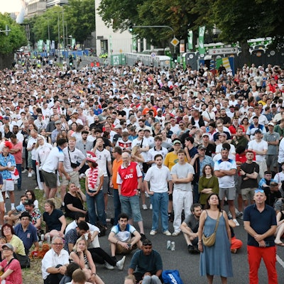 25.06.2024 Köln. EM 2024. Public Viewing am Konrad-Adenauer-Ufer. England gegen Slovenien. Foto: Alexander Schwaiger