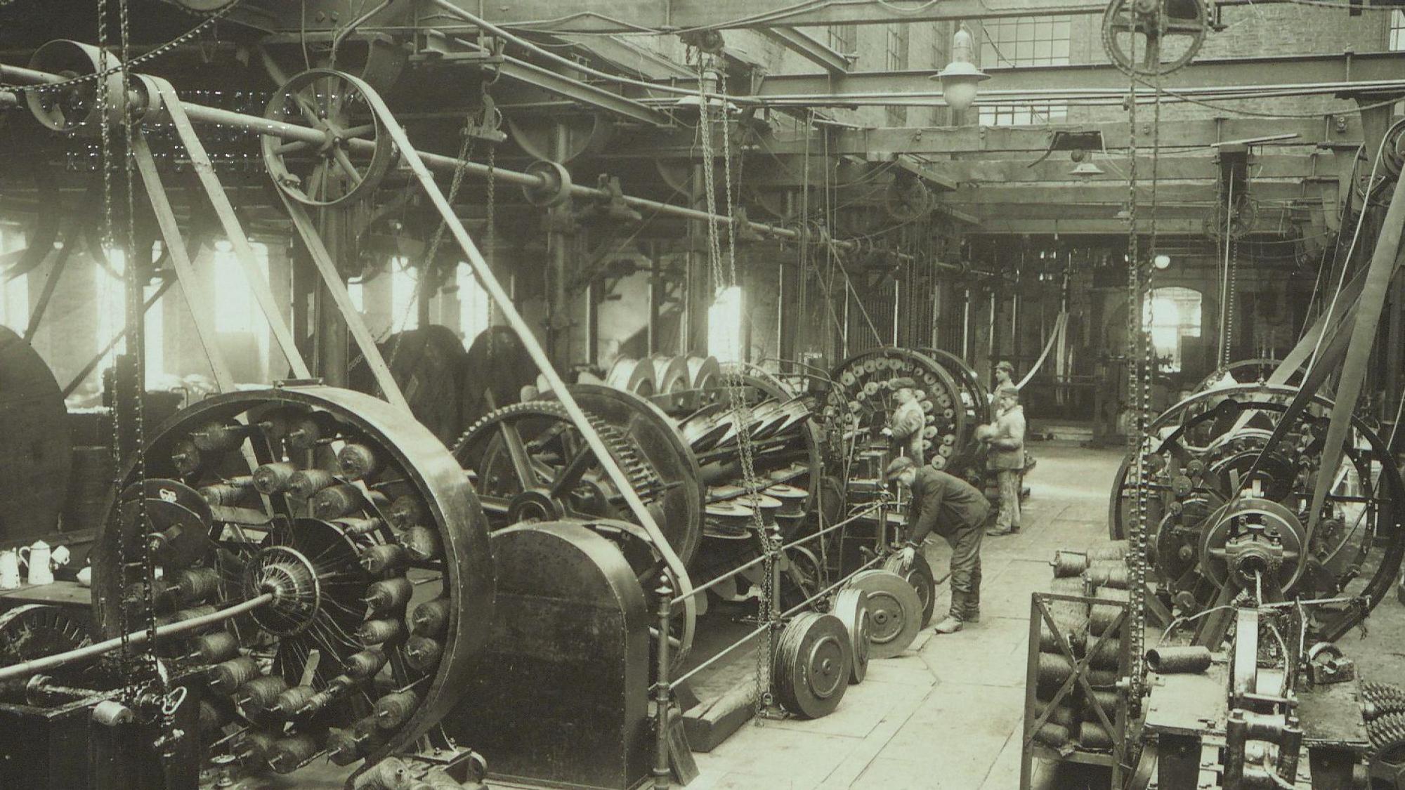 150 Jahre Carlswerk - Draht-Bewehrungsmaschine Kabelfabrik II - 1929