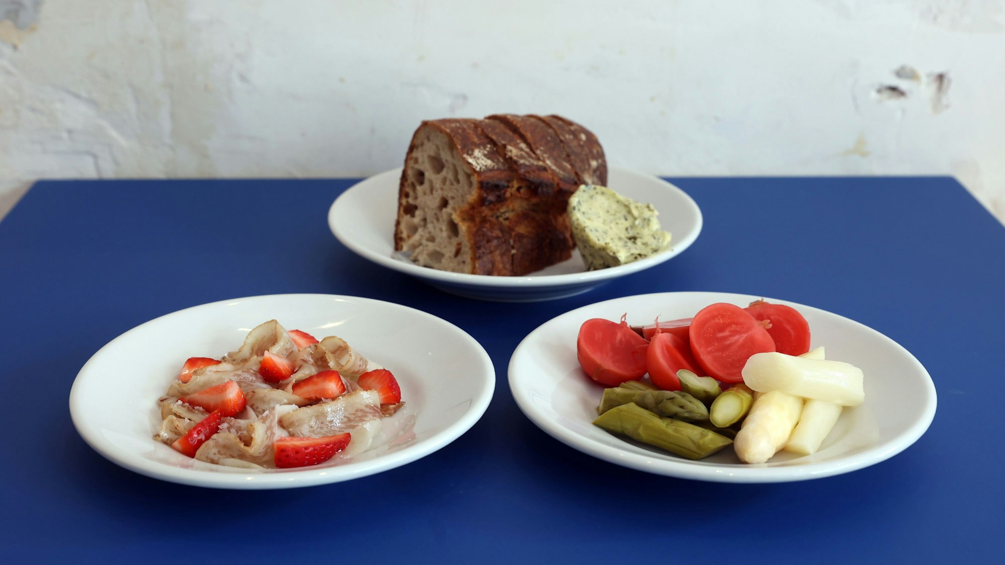 21.06.2024
Köln:
Kolumne „Schmeckts Frau Floß?“ über das „Frohnatur Bistro“.
Friesenwall 82
Foto: Martina Goyert