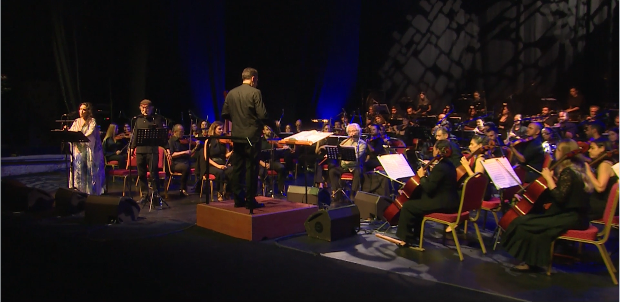 Blick auf das Orchester der Symphonie „Dark Waters - eine Symphonie der Flucht“