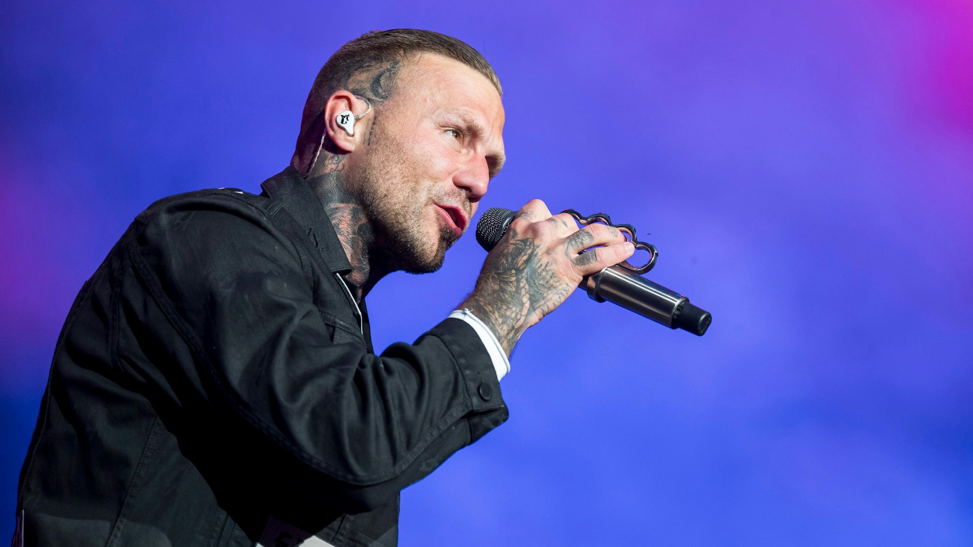 Kontra K während des Auftritts.