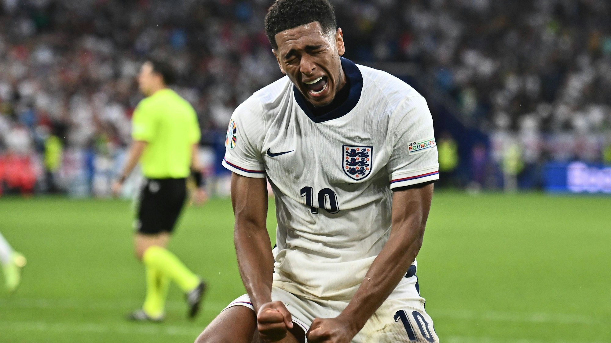 Großer Jubel nach dem späten 1:1: Englands Jude Bellingham hielt seine Mannschaft gegen die Slowakei im Spiel.