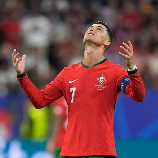 Portugals Cristiano Ronaldo reagiert beim Spiel gegen Slowenien.