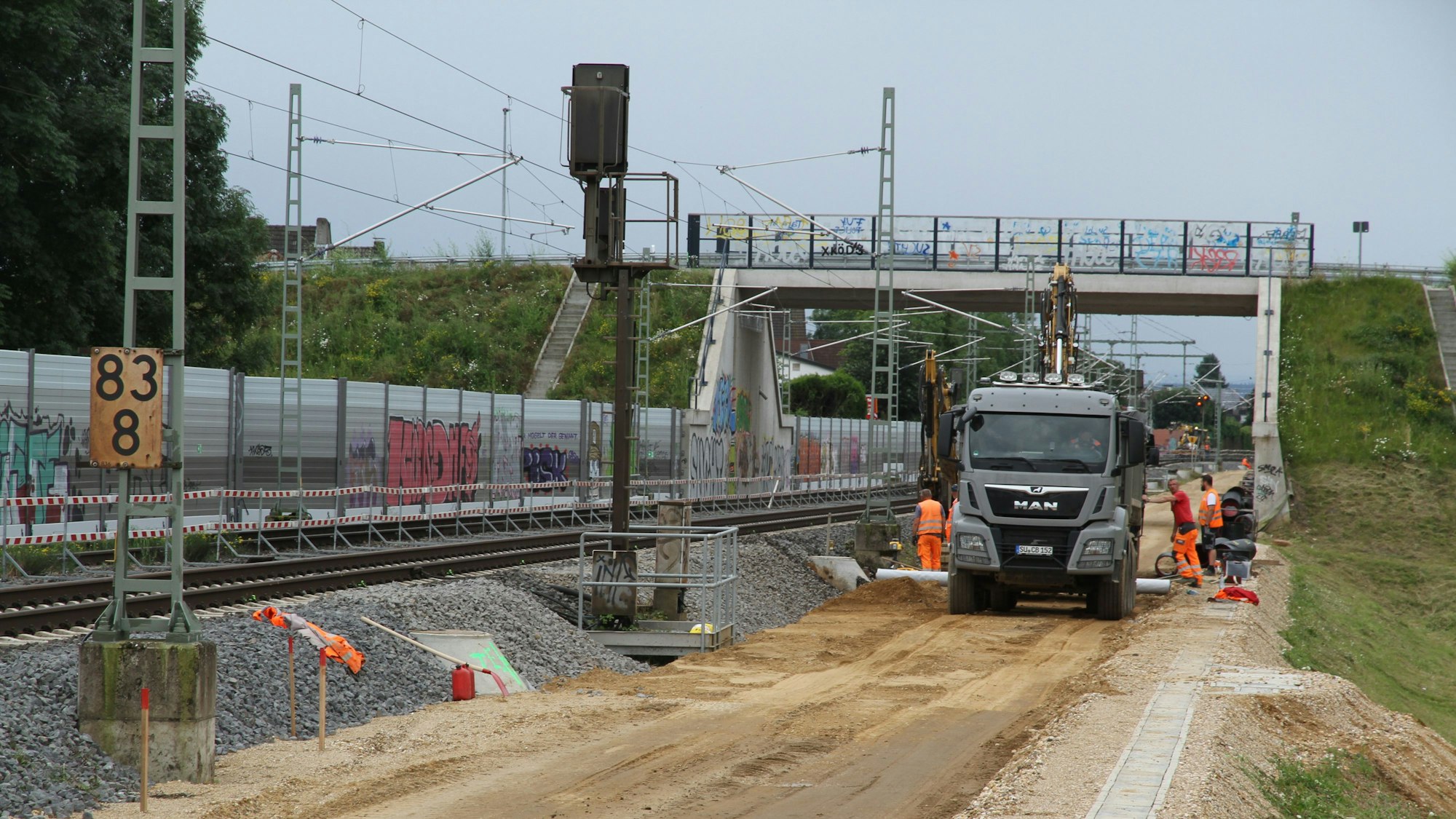 Bauarbeiten für die S13 zwischen Troisdorf Bonn-Oberkassel bei Sankt Augustin Menden