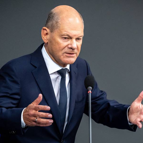 Bundeskanzler Olaf Scholz (SPD) während der Regierungsbefragung im Deutschen Bundestag.