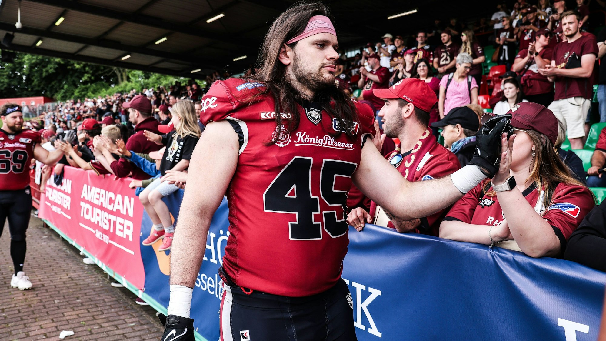 American Football, European League of Football Saison 2024 3.Spieltag Madrid Bravos at Rhein Fire Düsseldorf 08.06.2024, Stadion Niederrhein Martin Pinter Rhein Fire Düsseldorf, 45 Oberhausen Stadion Niederrhein Nordrhein-Westfahlen Deutschland *** Sport, American Football, European League of Football Season 2024 3 Matchday Madrid Bravos at Rhein Fire Düsseldorf 08 06 2024, Stadion Niederrhein Martin Pinter Rhein Fire Düsseldorf, 45 Oberhausen Stadion Niederrhein Nordrhein Westfahlen Germany