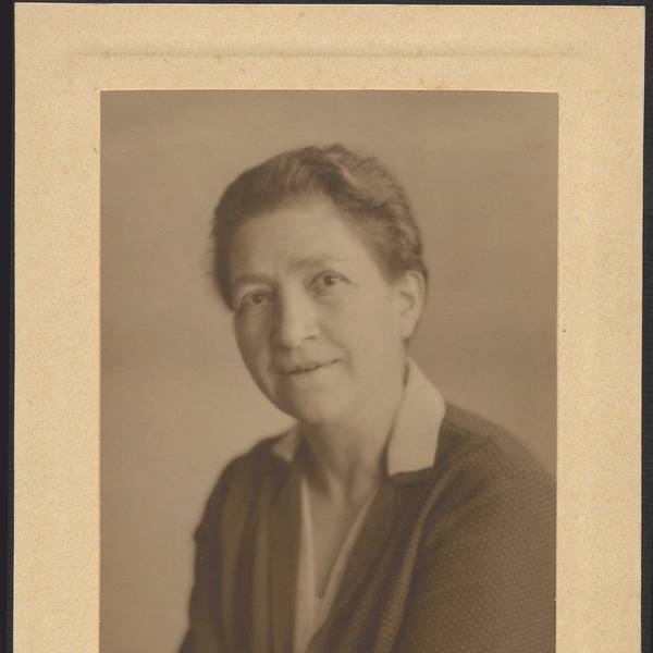 Porträt von Maria Herz
