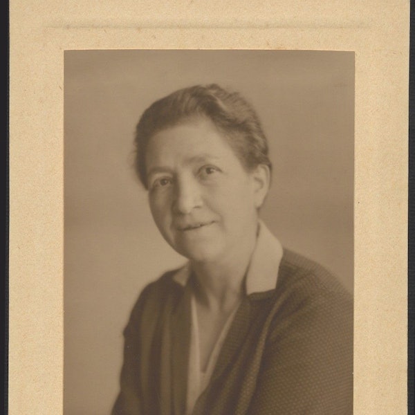 Porträt von Maria Herz