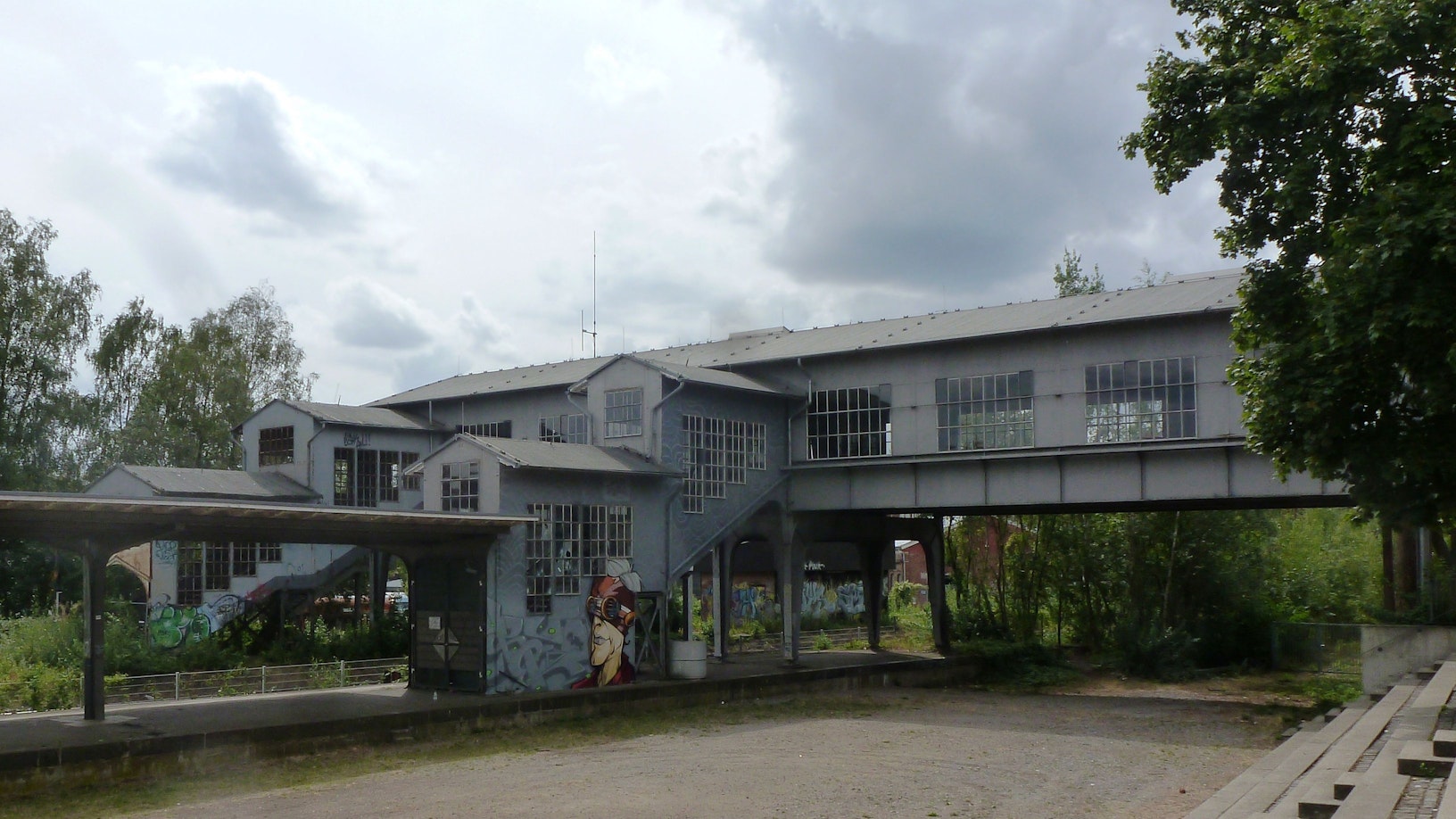 Der alte Hauptbahnhof Solingen ist seit Längerem als „Lost Place“ bekannt.