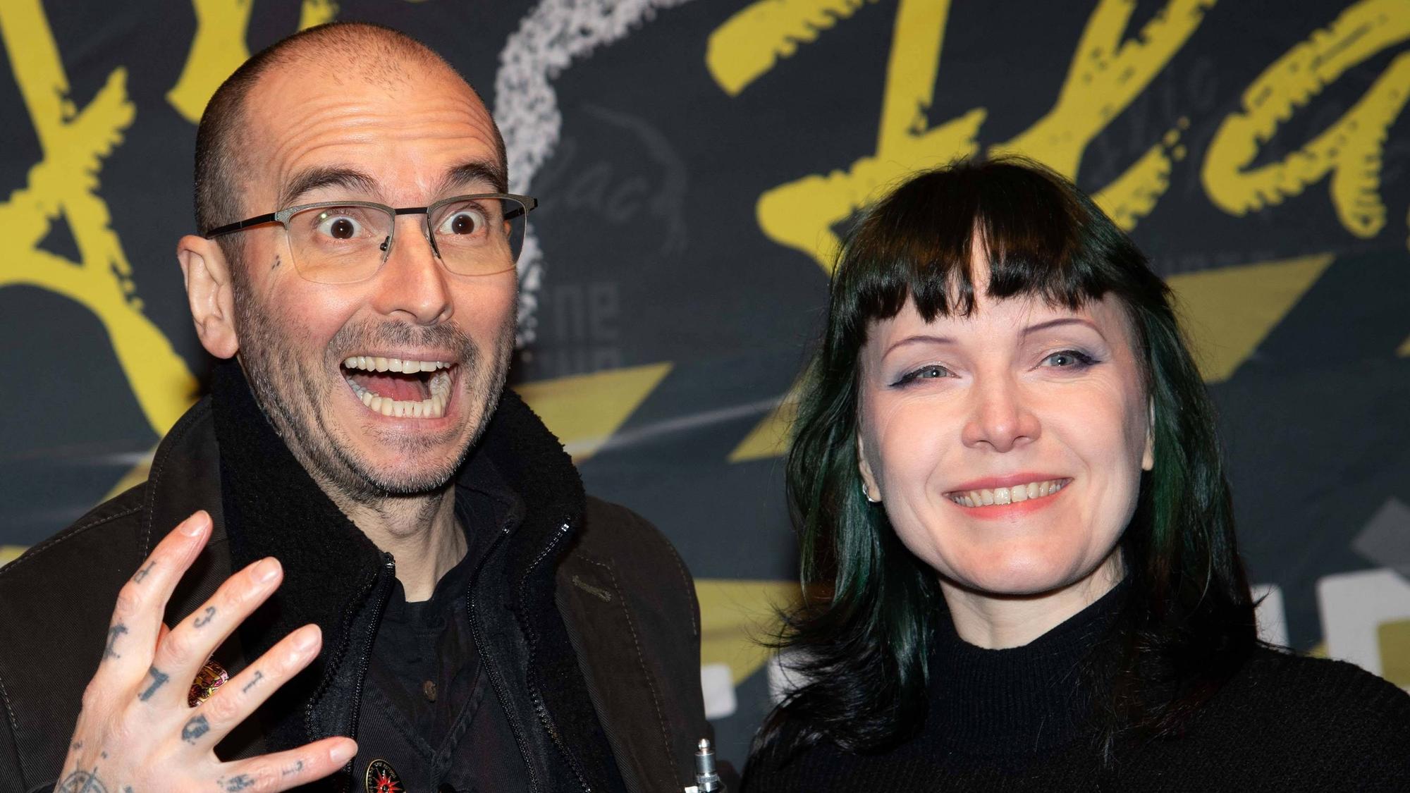 Mark Benecke mit seiner Ehefrau Ines auf dem roten Teppich.
