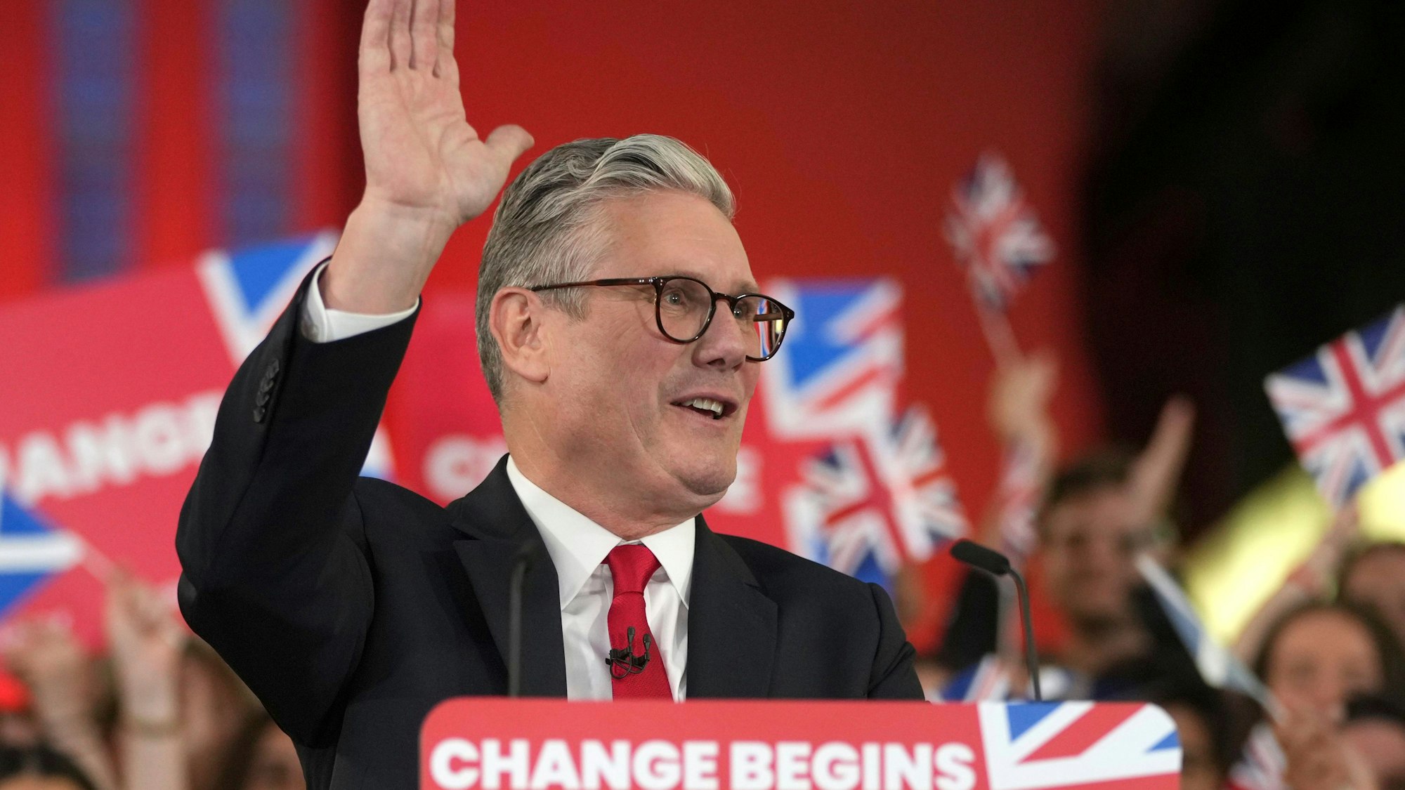 Der Labour-Vorsitzende Keir Starmer wird neuer Premierminister in Großbritannien. Es ist die erste Labour-Regierung seit 14 Jahren im Vereinigten Königreich.