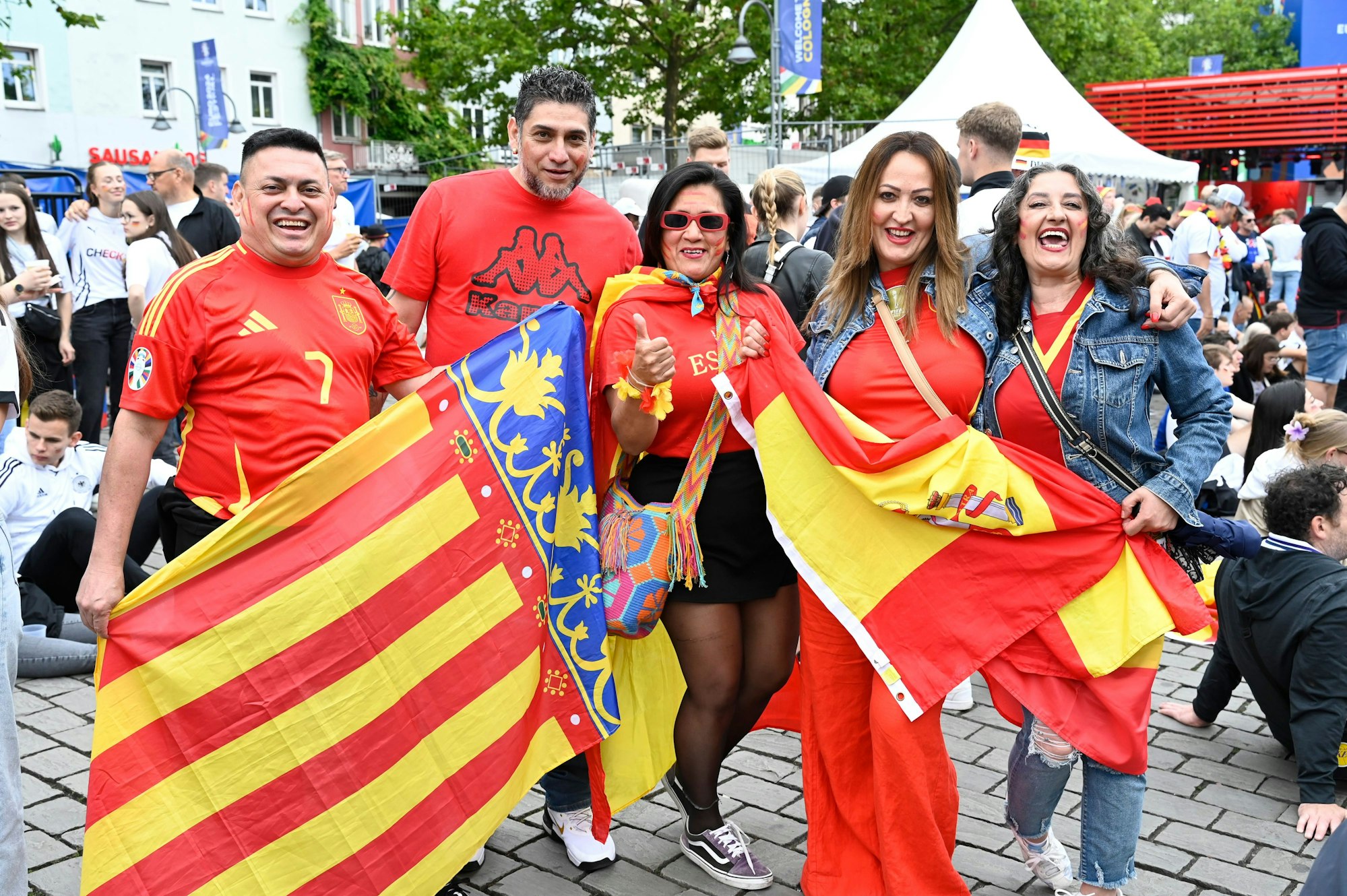 Spanische Fans in Köln.