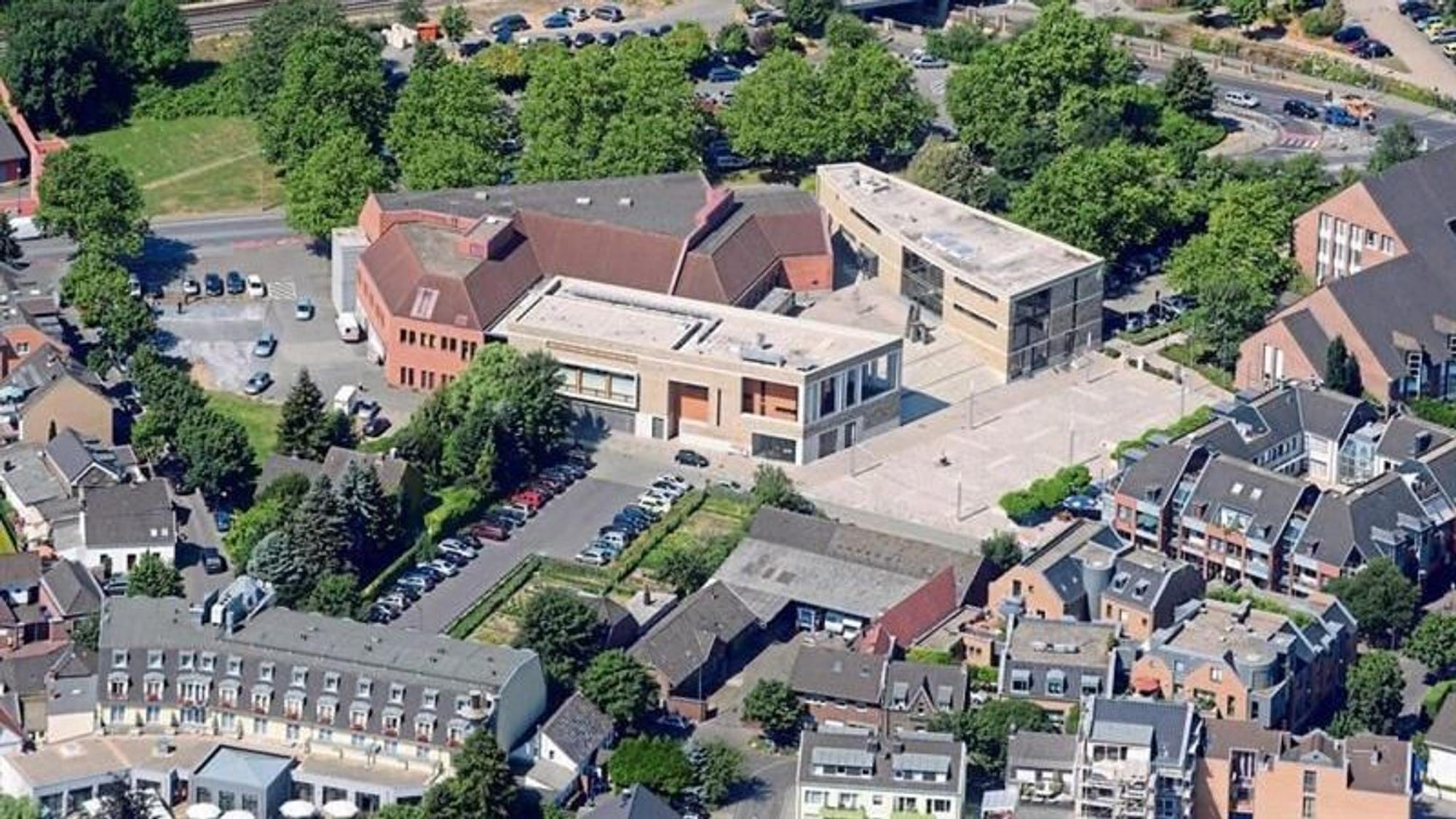 Auf dem Luftbild zu sehen sind das Kultur- und Medienzentrum und umliegende Gebäude.