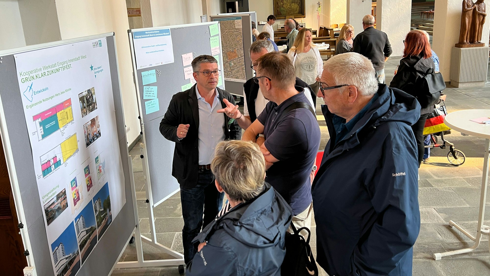 Bei einer Zwischenpräsentation im Werkstattverfahren im Juli hatten die Architekten Zwischenergebnisse vorgestellt.