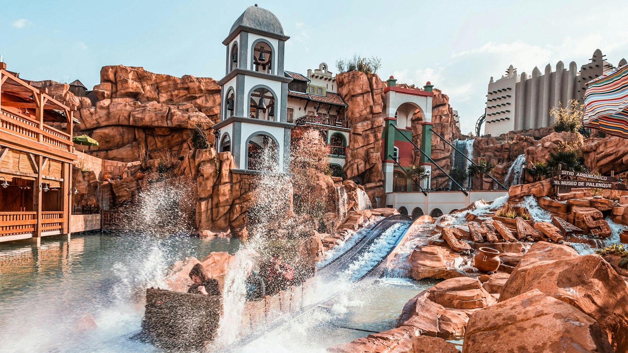 Wasserbahn „Chiapas“ im Phantasialand im Themenbereich Mexico