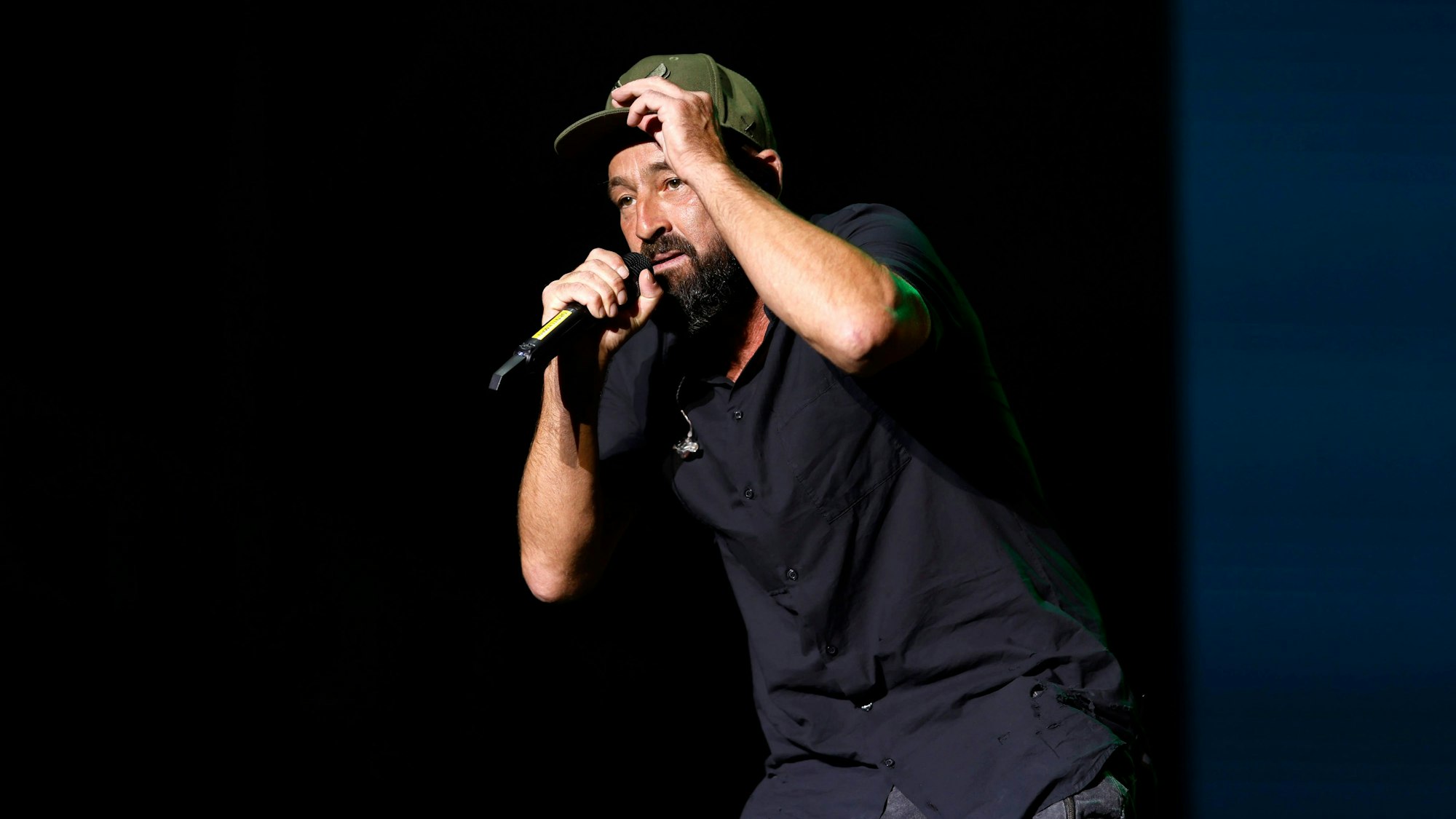 Sänger Gentleman auf der Red Stage beim Summerjam Festival 2024 am Fühlinger See.