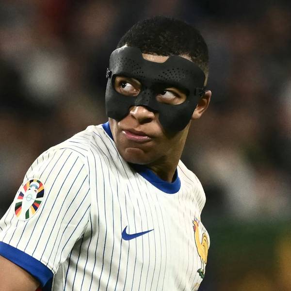 Frankreichs Kylian Mbappe steht mit seinem Land im EN-Halbfinale. Den möglichen Wahlsieg der rechtsnationalen Rassemblement National half er zu verhindern.
