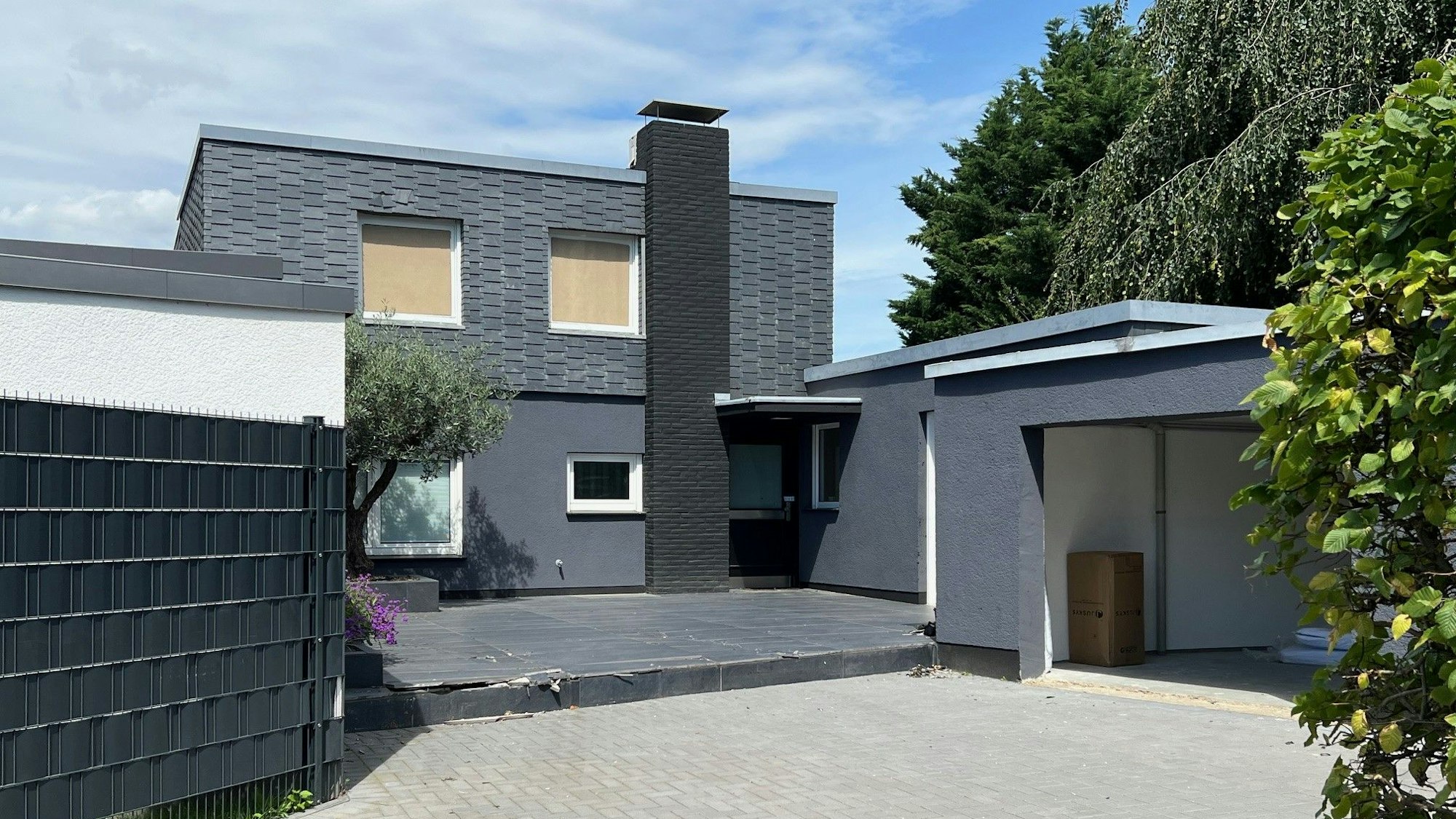 In dieser Villa in Köln-Rodenkirchen beendete das SEK im Juli 2024 die Geiselnahme.