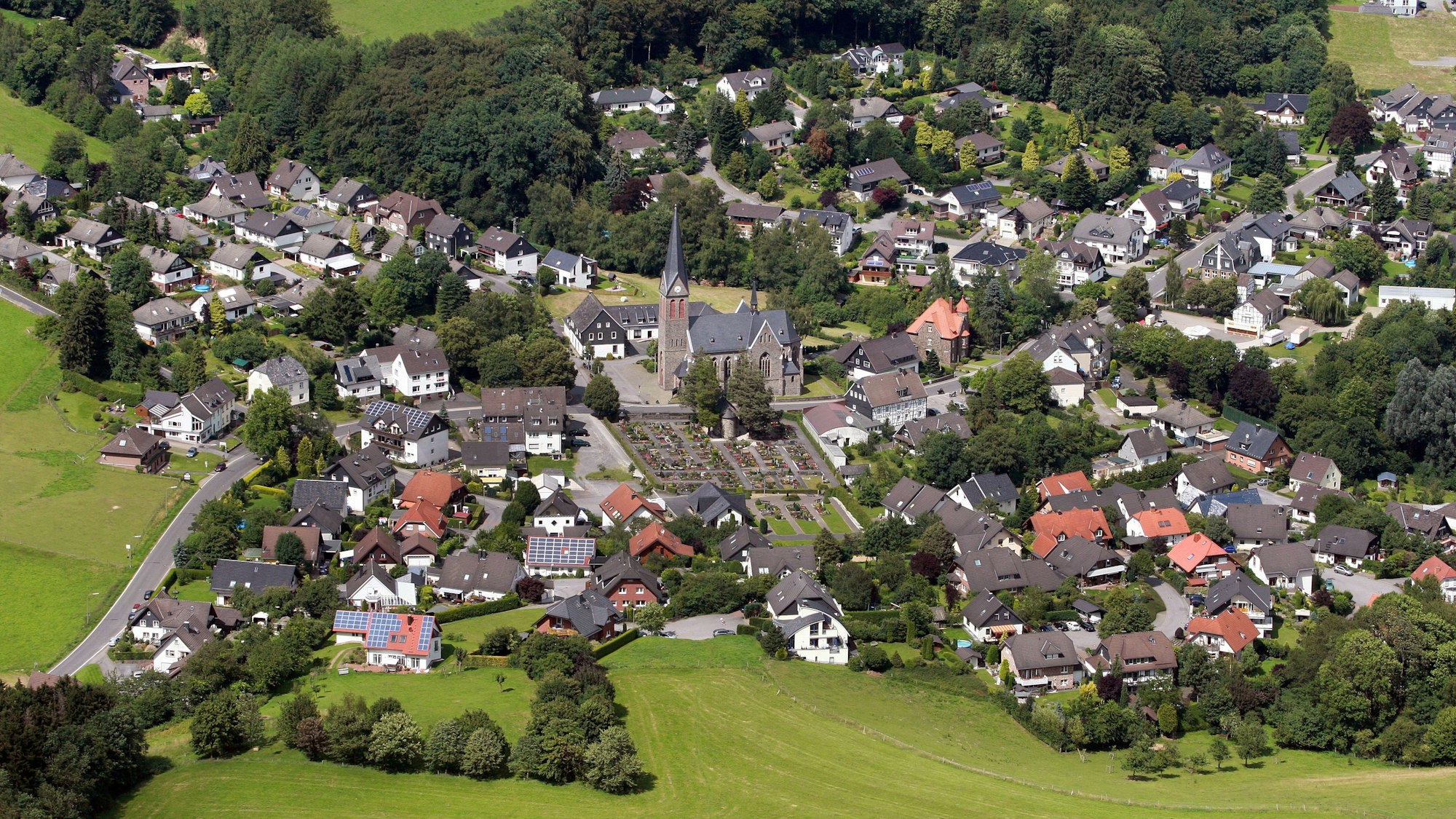 Das Foto zeigt Olpe von oben.