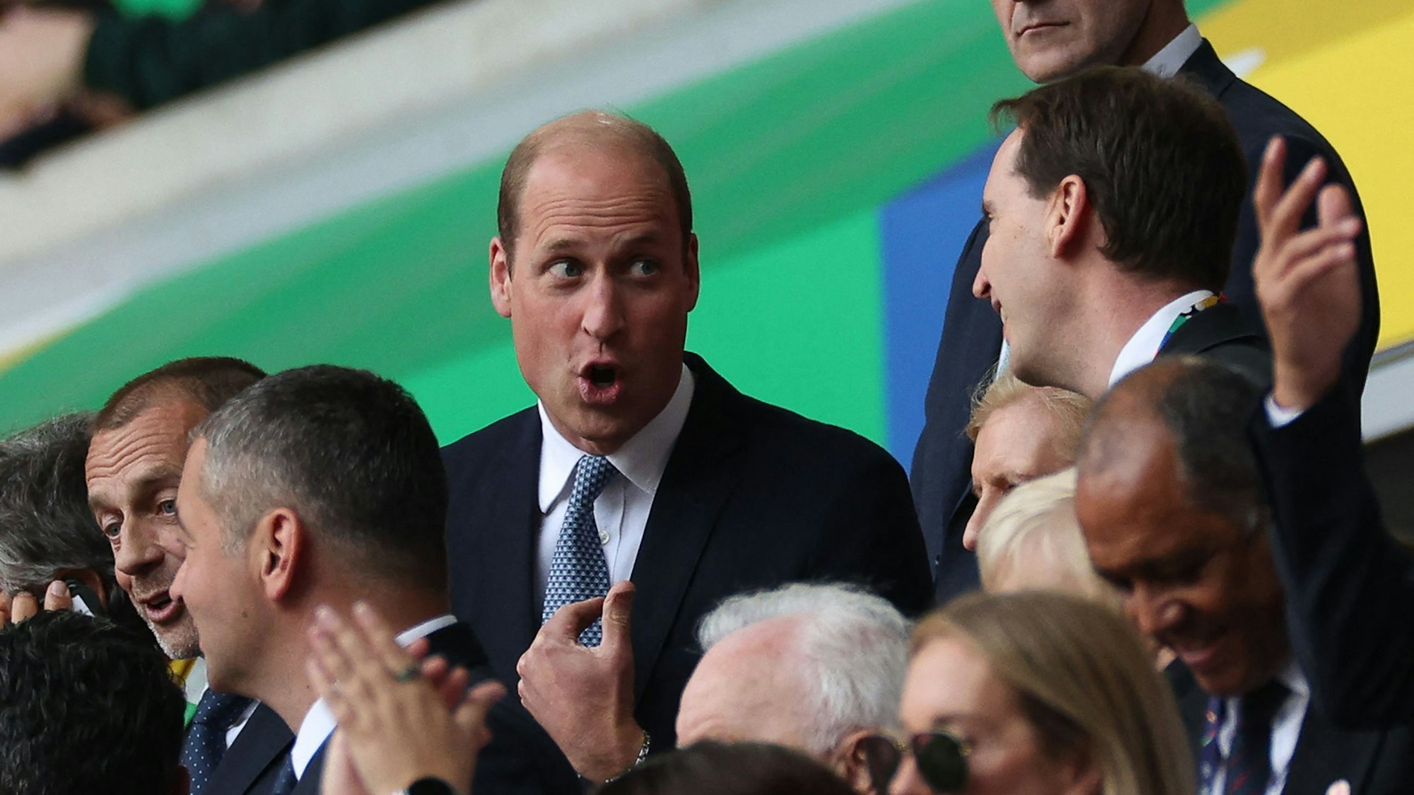 Der Prinz von Wales reagiert auf einen Moment in der Verlängerung des Viertelfinalspiels der UEFA Euro 2024 in der Arena Düsseldorf.