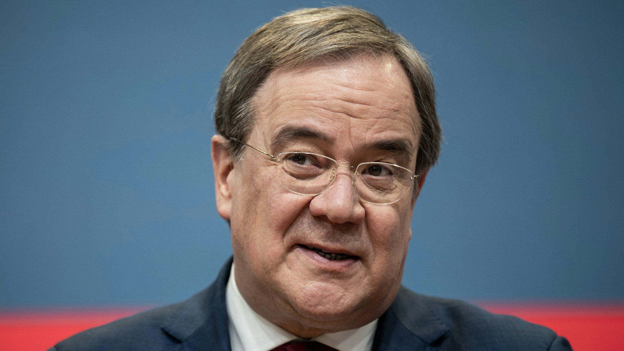 Armin Laschet, ehemaliger Ministerpräsident von Nordrhein-Westfalen, freut sich über das Ergebnis in Frankreich und sieht darin auch ein Verdienst von Emmanuel Macron.