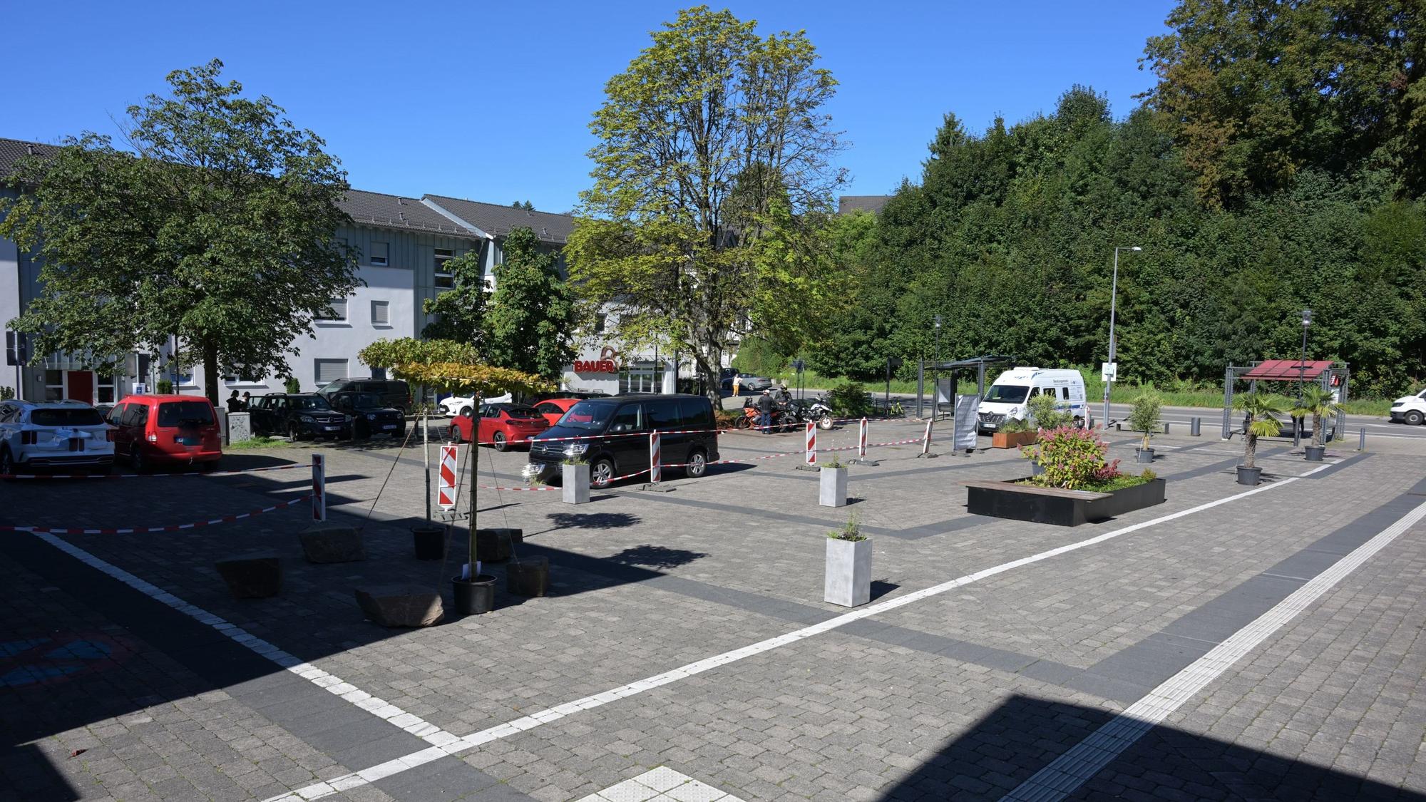 Das Foto zeigt den Karlheinz-Stockhausen-Platz in Kürten